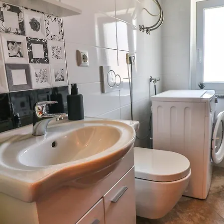 Sonnengarten Floor 2 Lägenhet Marčana