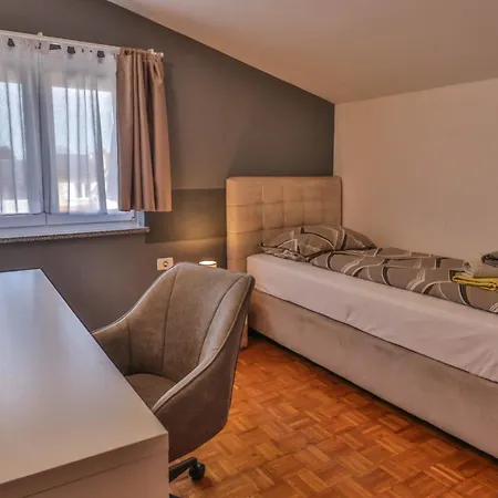 Sonnengarten Floor 2 Apartament