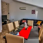 Sonnengarten Floor 2 Apartman