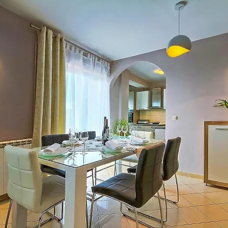 Sonnengarten Floor 2 Apartment Marcana